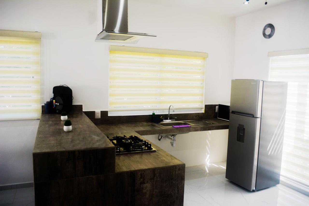 Casa Paloma 2 En Segunda Planta Cerca De Aeropuerto Y Centro Comercial Chetumal Esterno foto