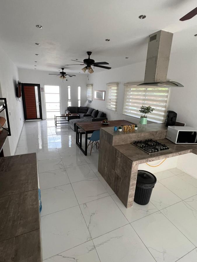 Casa Paloma 2 En Segunda Planta Cerca De Aeropuerto Y Centro Comercial Chetumal Esterno foto