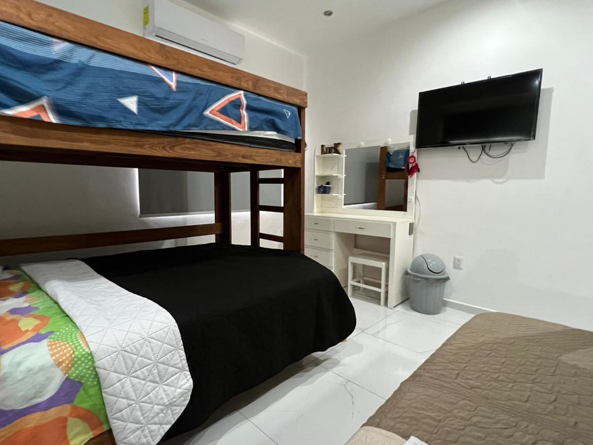 Casa Paloma 2 En Segunda Planta Cerca De Aeropuerto Y Centro Comercial Chetumal Esterno foto
