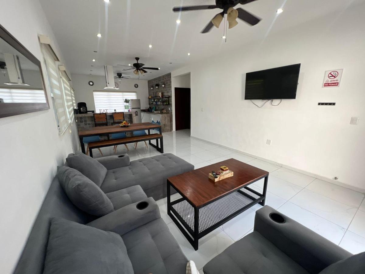 Casa Paloma 2 En Segunda Planta Cerca De Aeropuerto Y Centro Comercial Chetumal Esterno foto