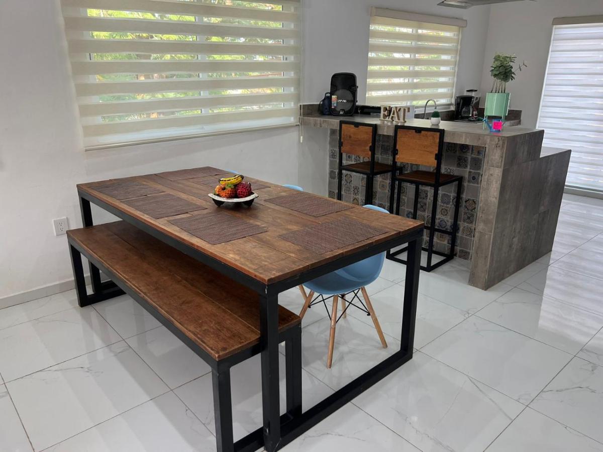 Casa Paloma 2 En Segunda Planta Cerca De Aeropuerto Y Centro Comercial Chetumal Esterno foto