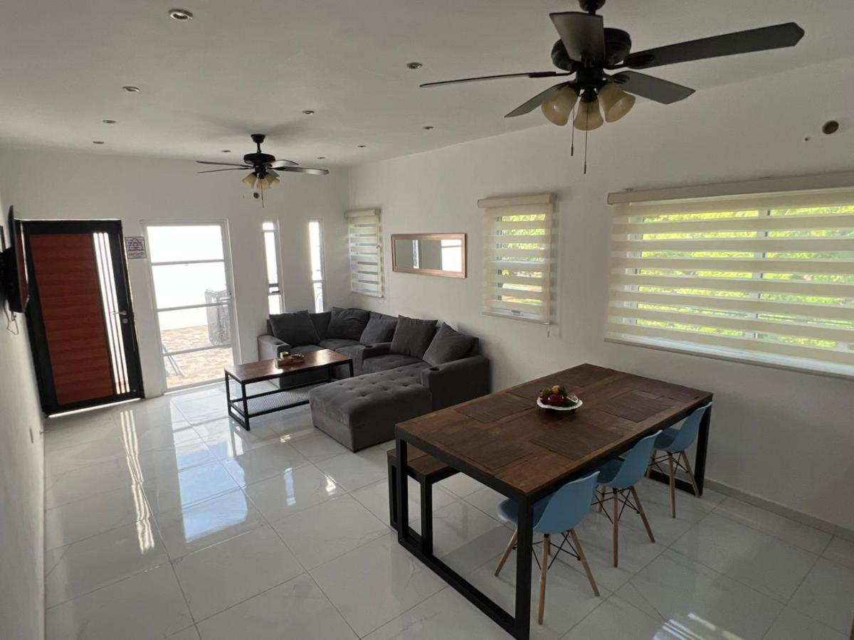 Casa Paloma 2 En Segunda Planta Cerca De Aeropuerto Y Centro Comercial Chetumal Esterno foto